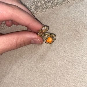 Kendra scott ring size 7 or 8 nothing is wrong with it, from a recent breakup!